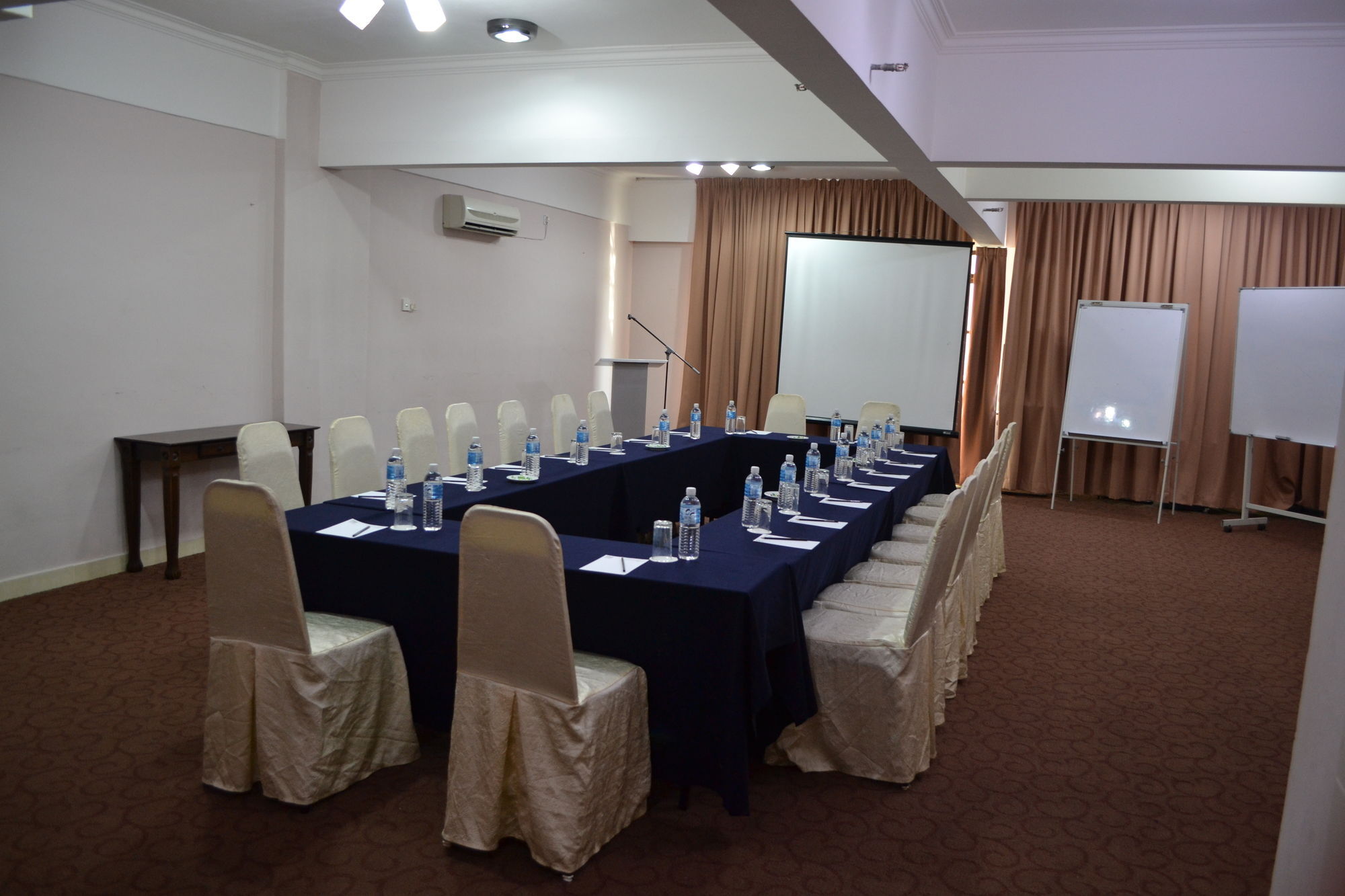 Sumai Hotel Apartment Kuala Terengganu Eksteriør bilde